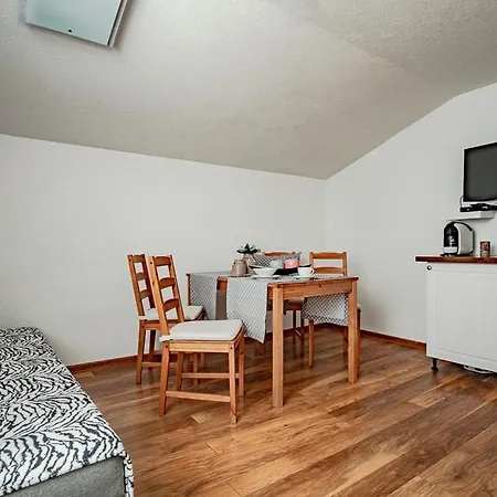 Διαμέρισμα Renata Gries 201 See